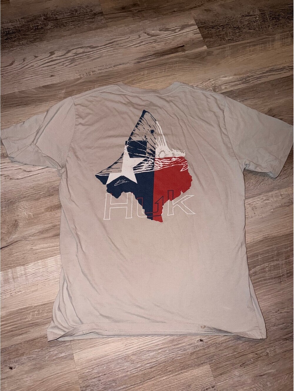 Huk Men's Small Beige Texas Graphic Short Sleeve T-Shirt Cotton Polyester Blend